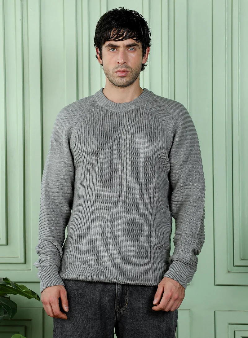 Campus Sutra Men Self-Raglan Knit Pullover Sweater | Round Neck, Long Ribbed-Cuff Sleeves | Pull On , Ribbed-Straight Hem | Solid Jacquard Knitted Fabric For Casual & Daily Wear | Coin Grey