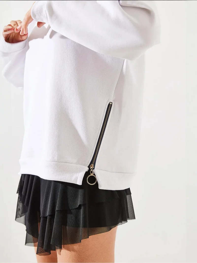 Bianco Lucci LUCCI Crew Neck Zipper Detailed Sweatshirt