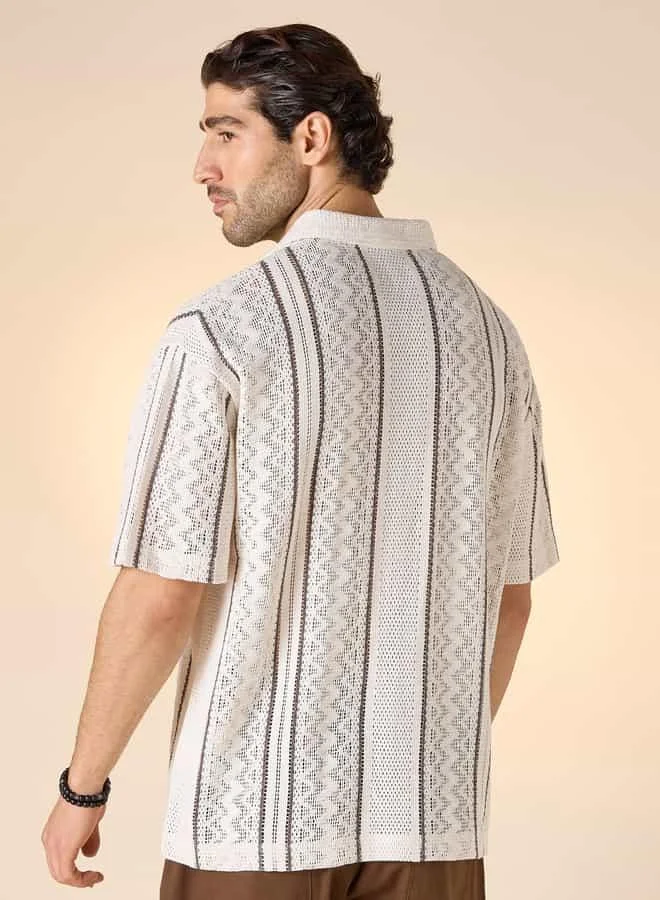 Iconic Iconic Relaxed Fit Textured Shirt with Collar and Short Sleeves