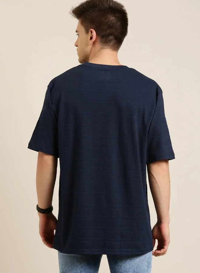 Difference of Opinion Difference of Opinion Textured Chest Print Oversized T-Shirt