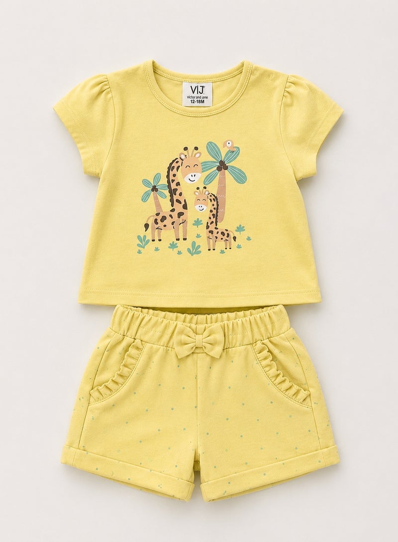 victor and jane Infant Girls’ 2-Piece Set – Giraffe Print Top & Dotted Shorts - Image 3