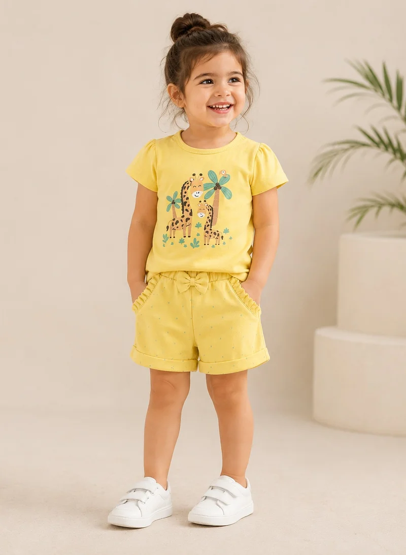 Victor And Jane Infant Girls’ 2-Piece Set – Giraffe Print Top & Dotted Shorts