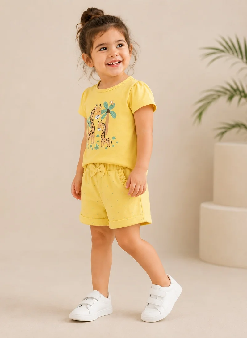 Victor And Jane Infant Girls’ 2-Piece Set – Giraffe Print Top & Dotted Shorts