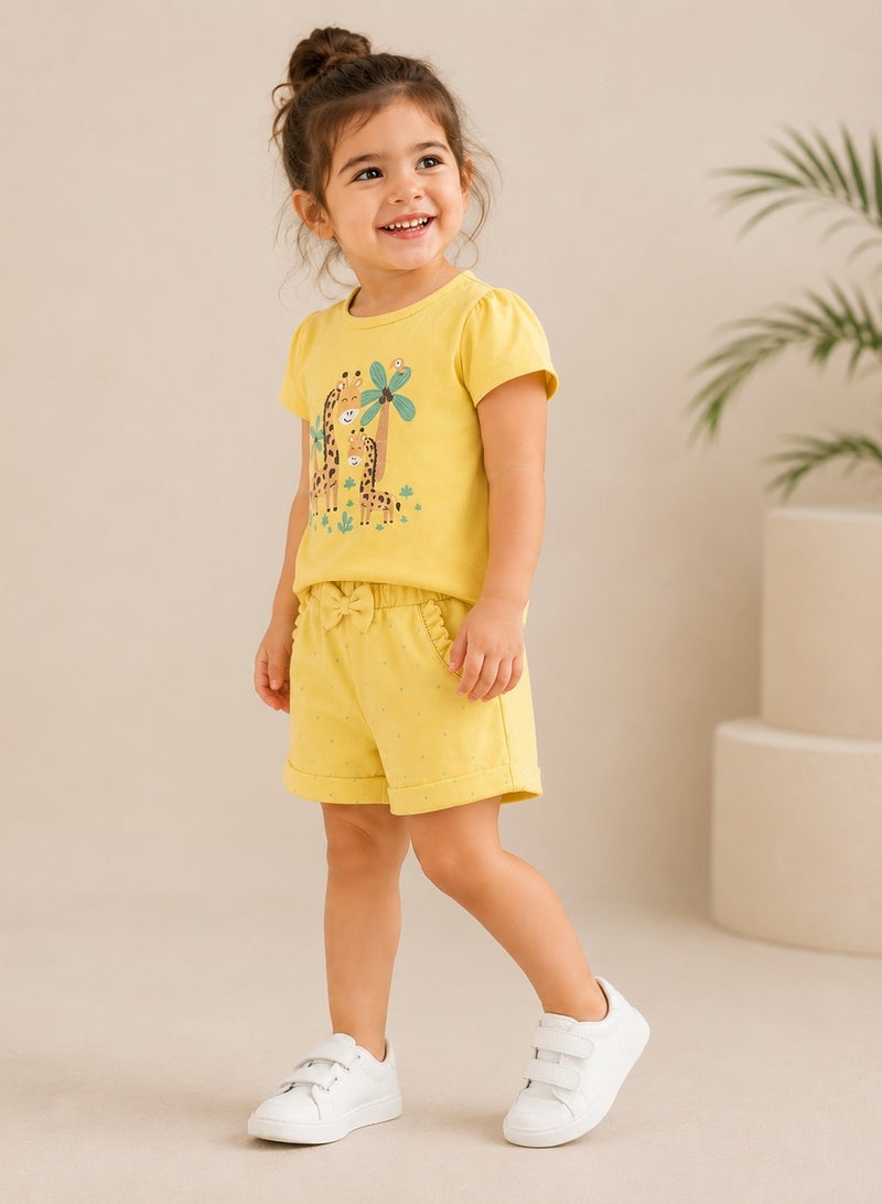 victor and jane Infant Girls’ 2-Piece Set – Giraffe Print Top & Dotted Shorts - Image 2