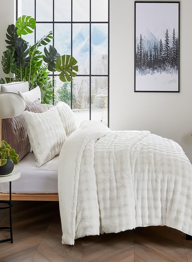 Bedbay Plush Comforter Set Queen Size Faux Fur White Bedding Comforter Set 3 Pieces Luxury Faux Rabbit Fur Bubble Bedding Soft Warm Shaggy Velvet Reversible Duvet Set for Girls Teen Adults - Image 3