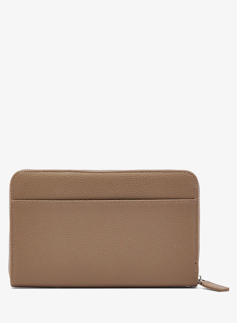 ايلا محفظة كلاسيكية