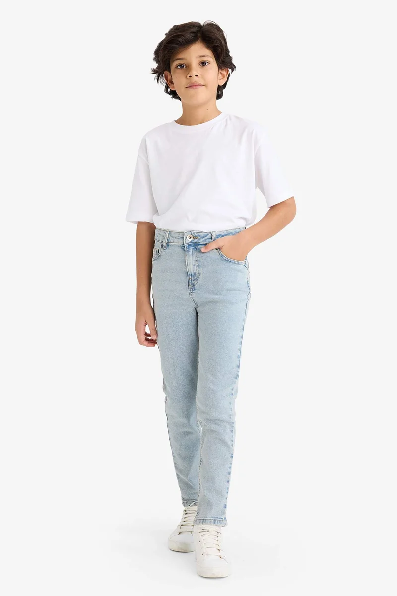 DeFacto Slim Fit Jeans