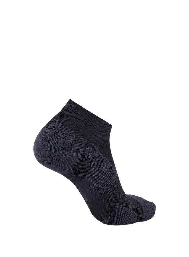 2XU Vectr 1/4 Crew Sock, Black/Titanium, X-Large - Image 3
