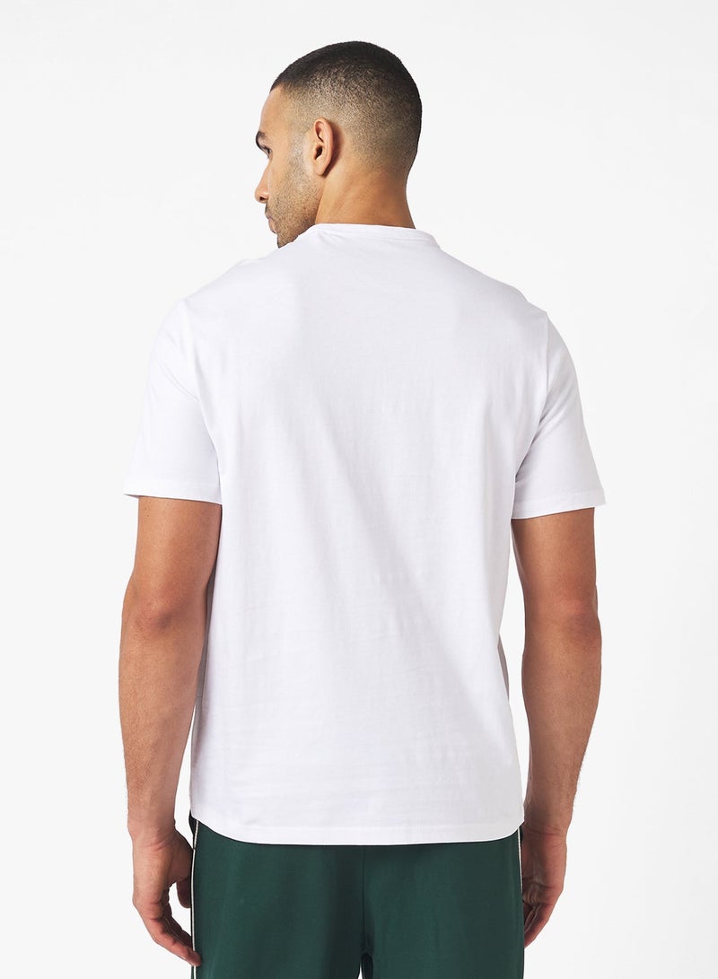 GUESS Short Sleeve Crew Neck  Gueshort Sleeve 4G T-Shirt - Image 2