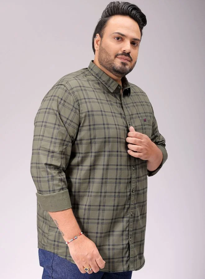 HARDSODA Men Plus Size Regular Fit Checkered Cutaway Collar Full Sleeves Casual Shirt