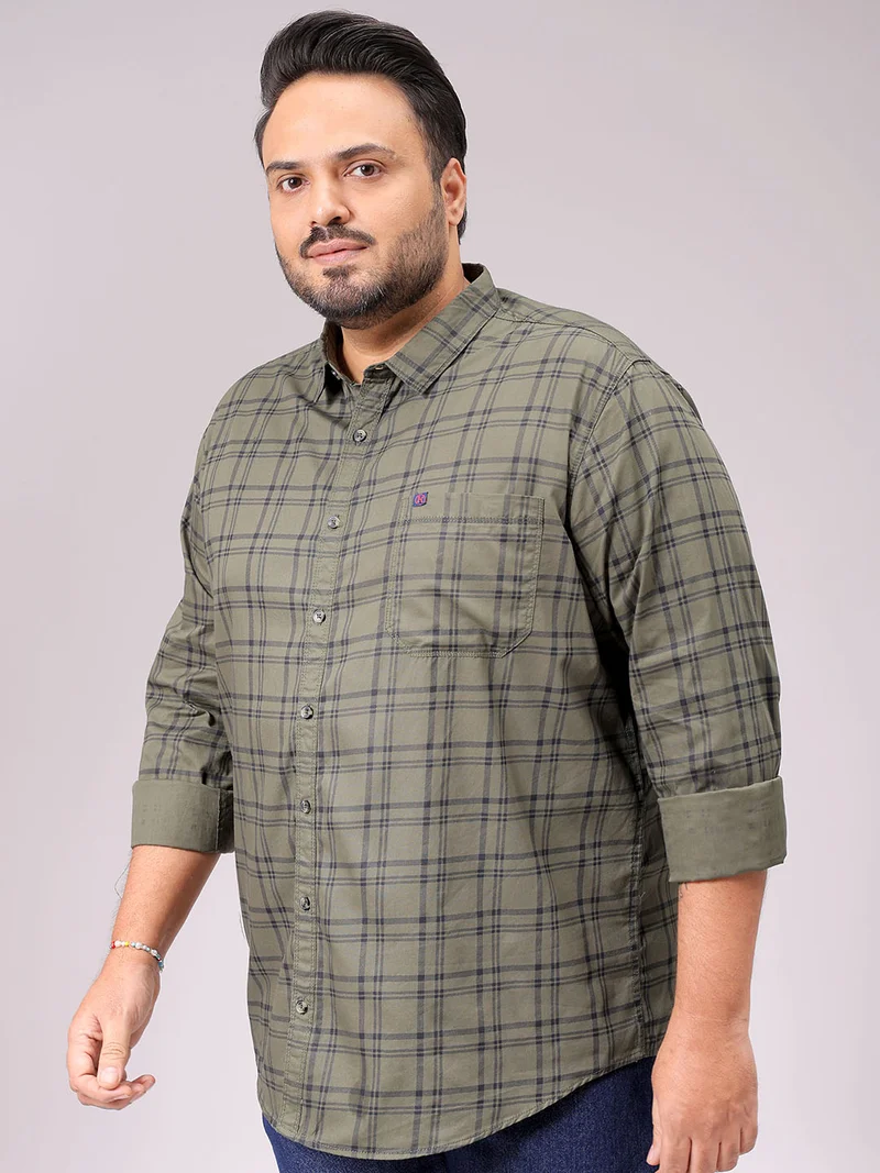 HARDSODA Men Plus Size Regular Fit Checkered Cutaway Collar Full Sleeves Casual Shirt