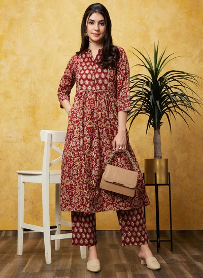 globus Globus Women Maroon Ethnic Motifs Printed Band Collar Pure Cotton Kurta With Trousers Festive Set