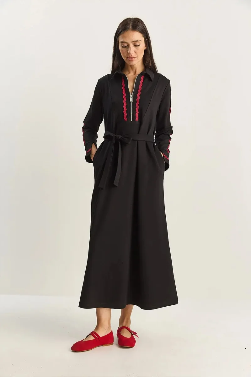 بيانكو لوتشي LUCCI Buttoned A-Form Fit Midi Dress with Binding Detail