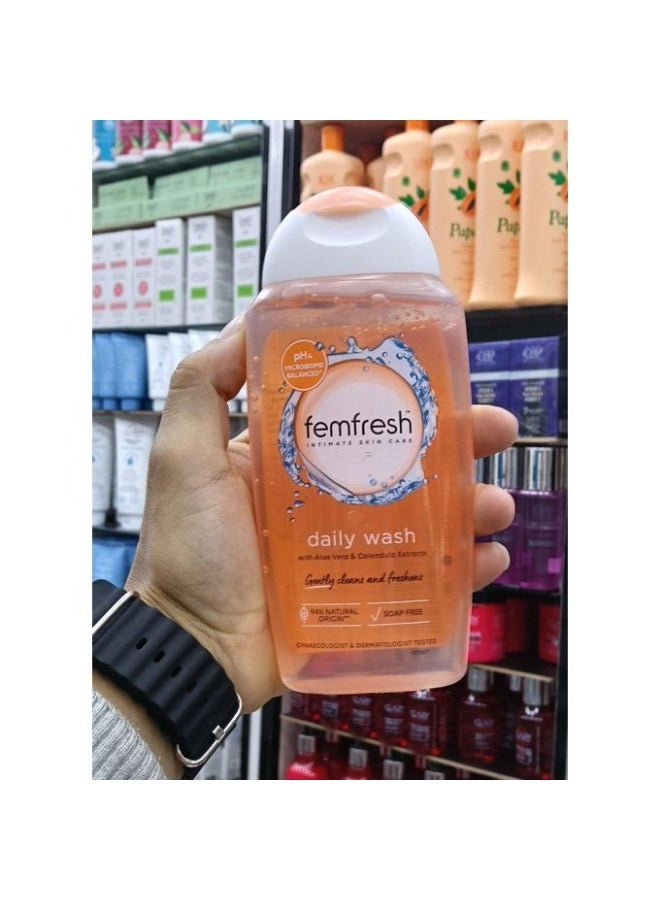 فيم فريش Femfresh غسول للمناطق الحساسة - عناية وانتعاش كاملين للمناطق الحساسة بخلاصة الصبار الطبيعية، ٢٥٠ مل - Image 5