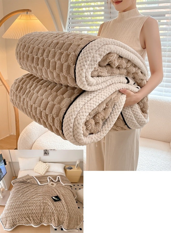Soft Fleece Throw Blanket Faux Fur Throw Blanket Super Soft Throw Blanket Premium Silky Flannel Fleece for All Seasons Cozy Decorative Blanket for Couch Bed Sofa 200 * 230cm (Brown)  - Image 1