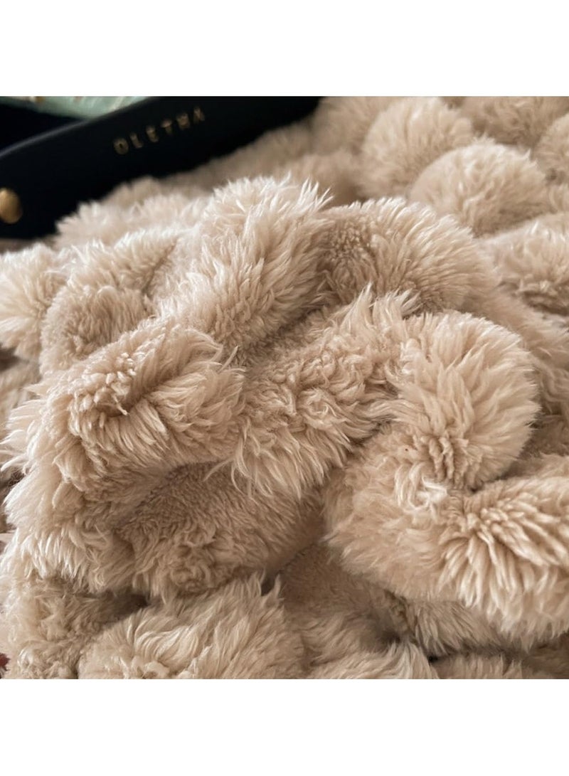 Soft Fleece Throw Blanket Faux Fur Throw Blanket Super Soft Throw Blanket Premium Silky Flannel Fleece for All Seasons Cozy Decorative Blanket for Couch Bed Sofa 200 * 230cm (Brown)  - Image 2