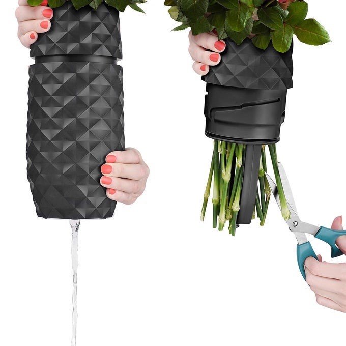 THE AMARANTH VASE UNIQUE DESIGN FOR EASY WATER DRAINING AND STEM ACCESS IMPACT RESISTANT PLASTIC AND MARBLE BLEND THE SMART VASE FOR FLORAL ARRANGEMENTS BLACK