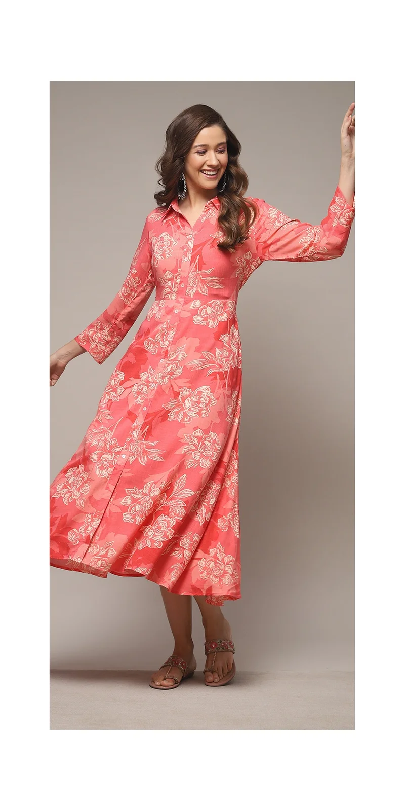 بيبا فستان كورال ليفا بطبعة مستقيمة