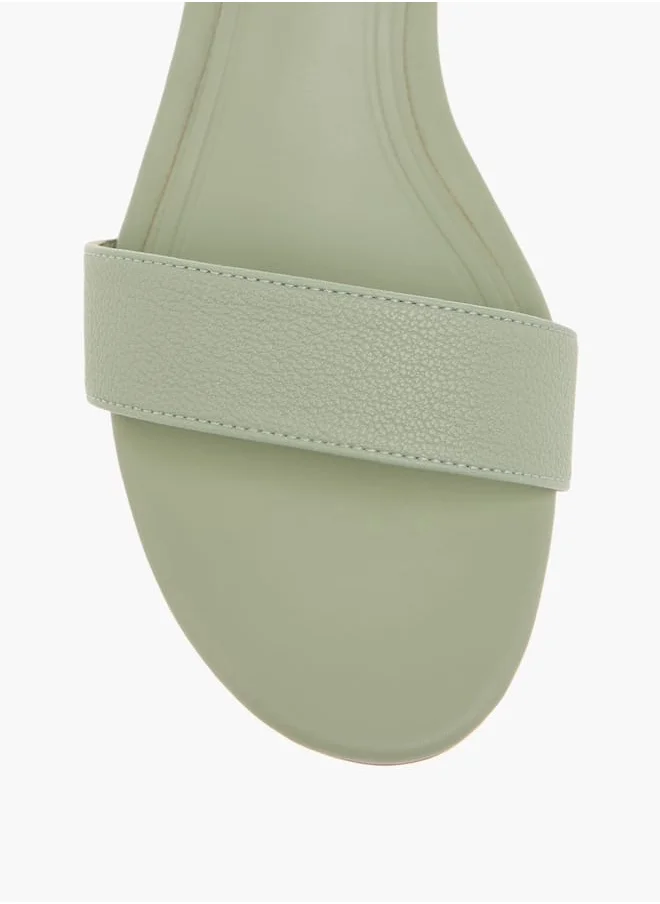 سيليست Women's Textured Sandals with Block Heels and Buckle Closure