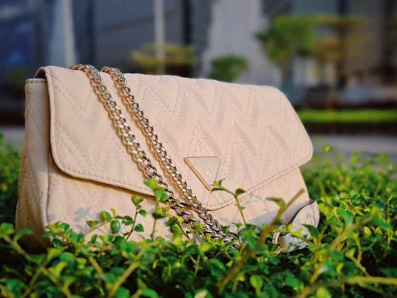 جس حقيبة أديلاسيا النسائية القابلة للتحويل كروس بودي، وردي - Image 3