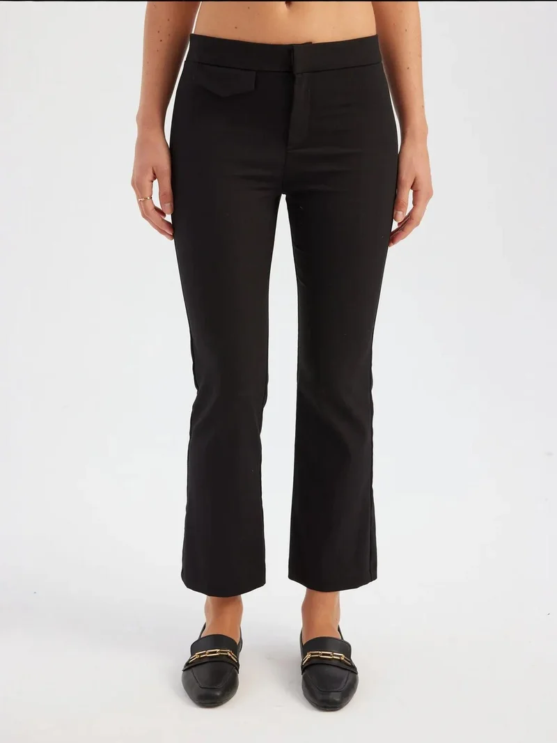 HICCUP Mid Rise Cropped Trousers