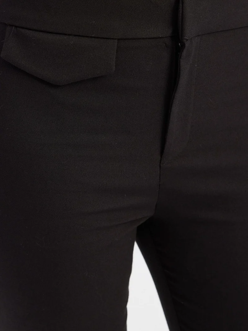 HICCUP Mid Rise Cropped Trousers