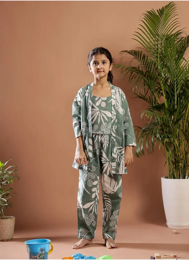 سانسكريتي هومز Floral Printed Top with Robe and Pyjama Set by Styli