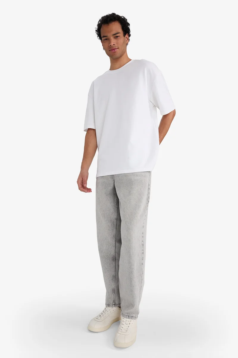 Defacto  Relax Fit Straight Leg Jeans for Men | Best Price UAE