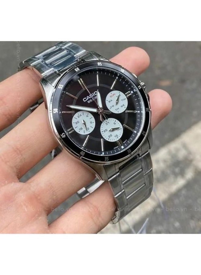 Casio Men's Chronograph Analog Watch – Black Dial, Silver Stainless Steel Strap - Image 3