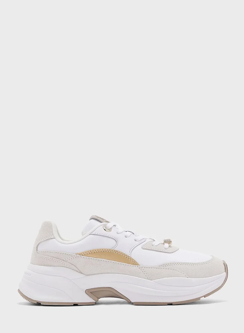 TOMMY HILFIGER Chunky Feminine Low Top Sneakers