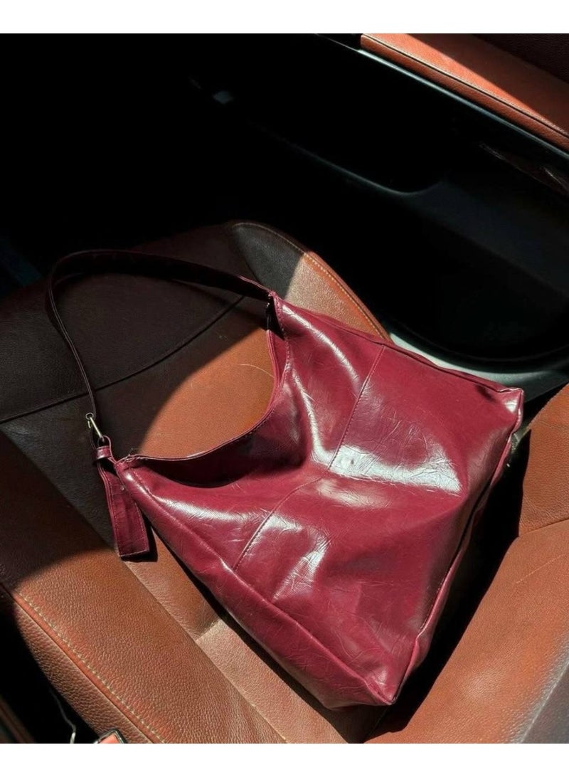 حقيبة يد كتف عصرية أنيقة باللون البرجاندي – مثالية للجامعة والعمل – تصميم كلاسيكي يكمل اللوك - Image 5