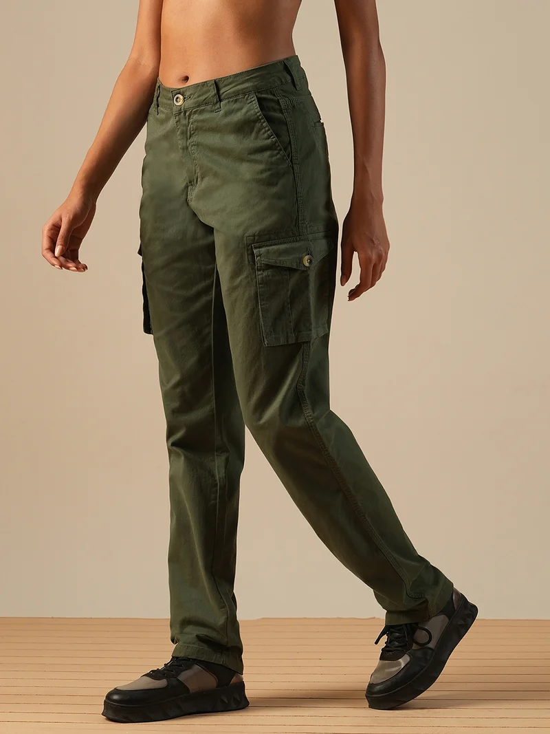 جلو باص بنطلون كارغو نسائي قطن مطاطي بخصر متوسط من جلوبس