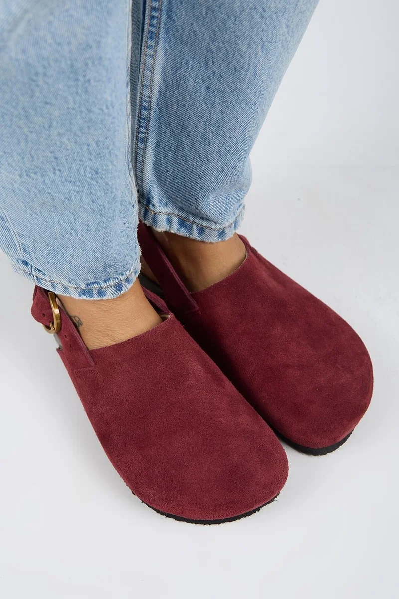 Manijero Manijero Antonella Women's Genuine Leather Clogs with Back Strap, Burgundy Sandals