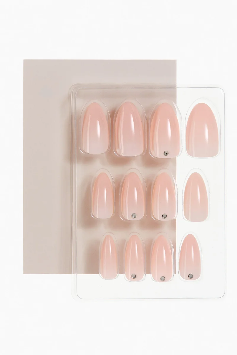 H&M Press-on nails