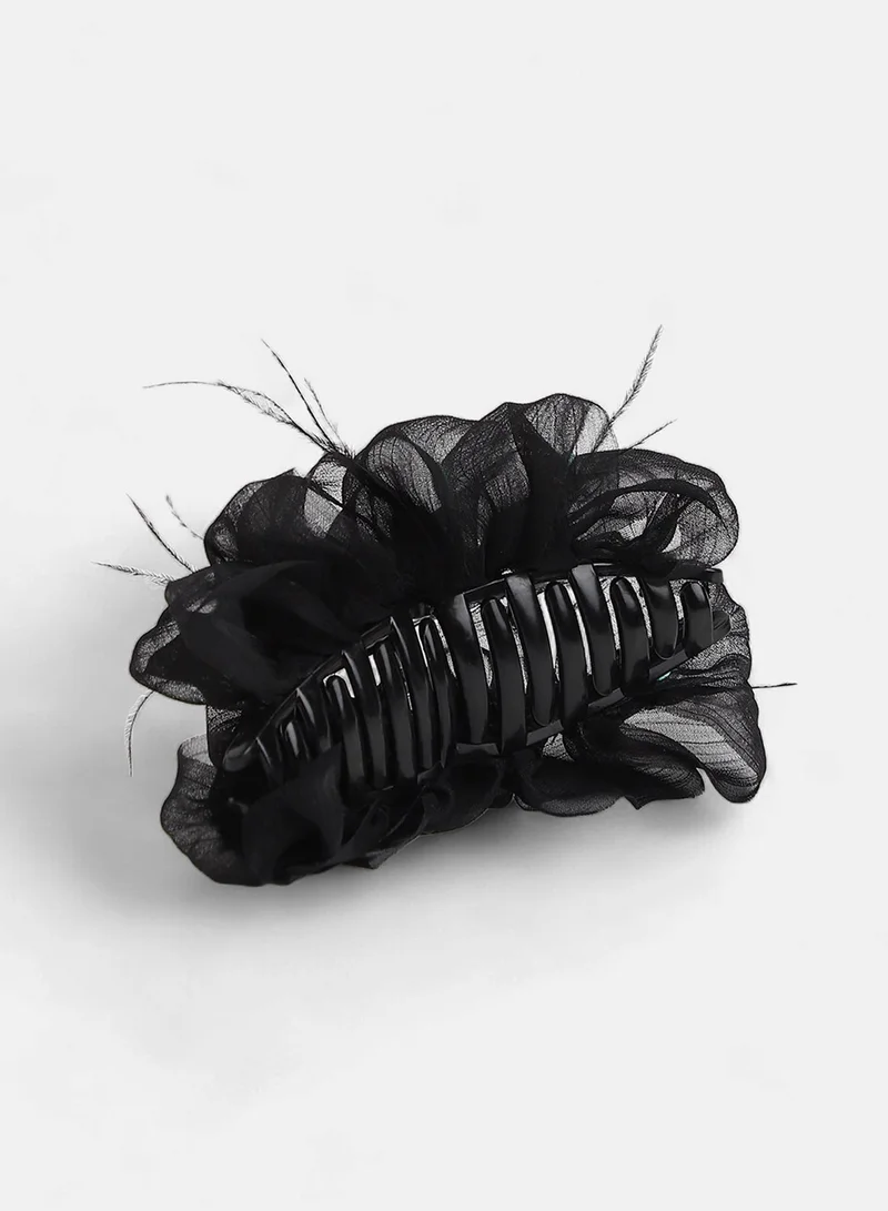 سوهي Women's The Ruched Claw Clutch
