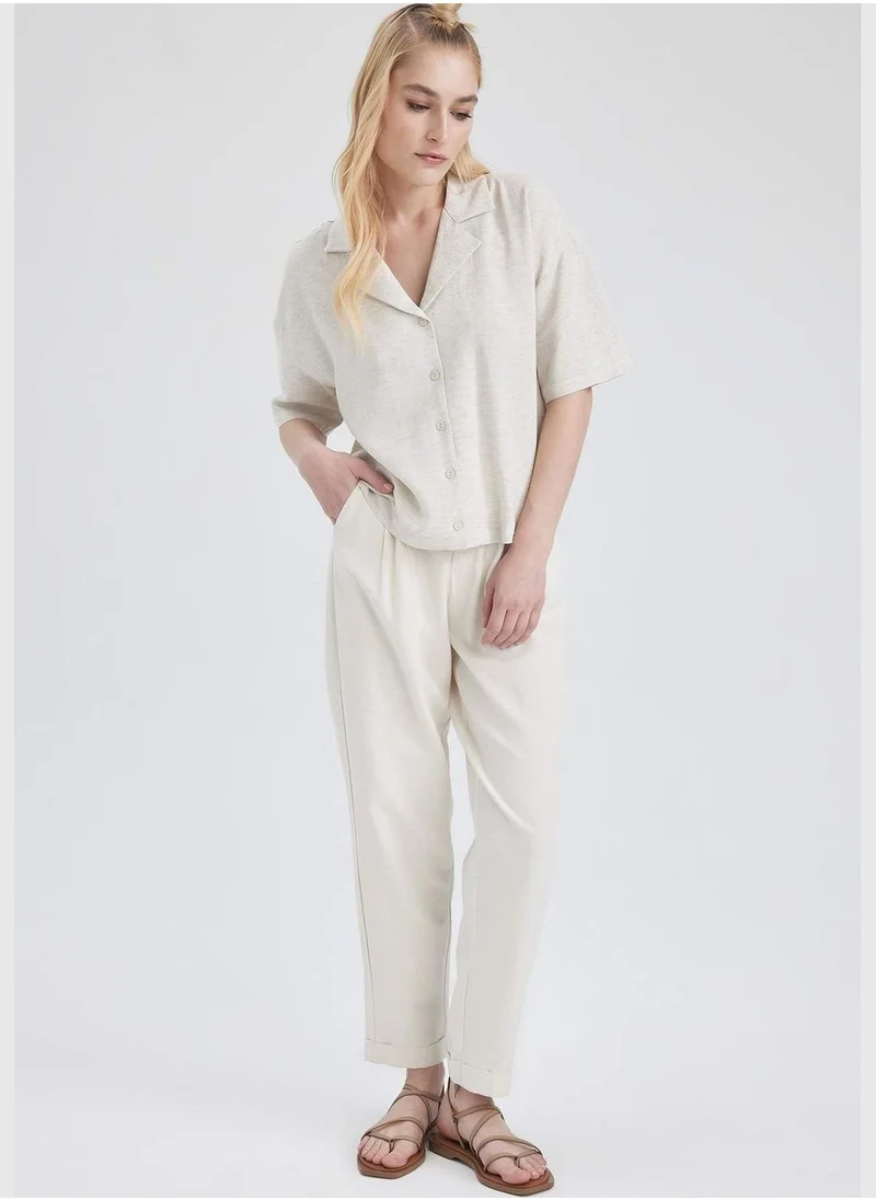 ديفاكتو Slouchy Fit High Waisted Ankle Chinos