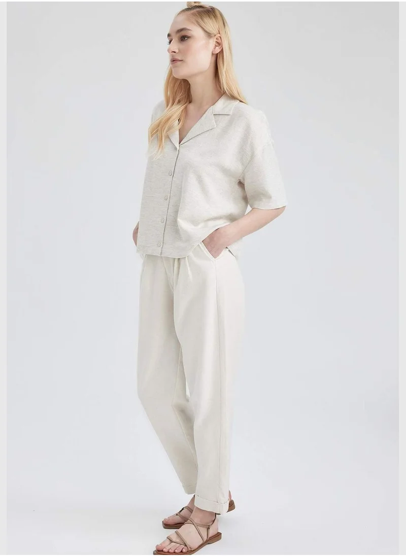 ديفاكتو Slouchy Fit High Waisted Ankle Chinos