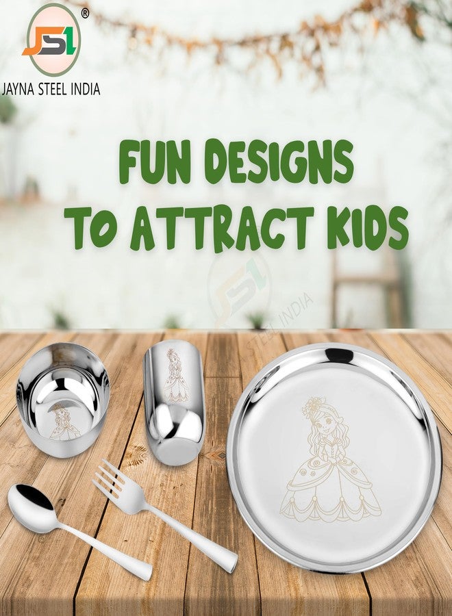JSI طقم عشاء دائري للأطفال من الفولاذ المقاوم للصدأ JSI 304، طقم ثالي من 5 قطع - تصميم باربي محفور بالليزر - متين وآمن للطعام - طبق واحد، كوب واحد، وعاء واحد، ملعقة واحدة، وشوكة واحدة - Image 2