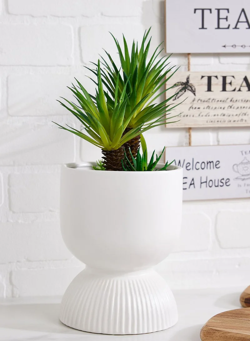 Premier Fia White Planter
