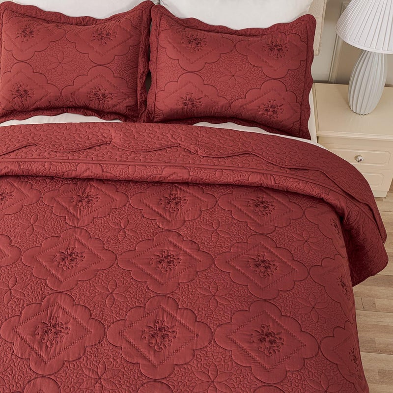 Cmfshape Floral Embroidery Quilt Set,3 Pieces King Quilt Bedding Set,Classic Diamond Pattern Quilts,Ultra Soft Lightweight Reversible Bedspread Coverlets for All Season(Burgundy,102"x90") - Image 5