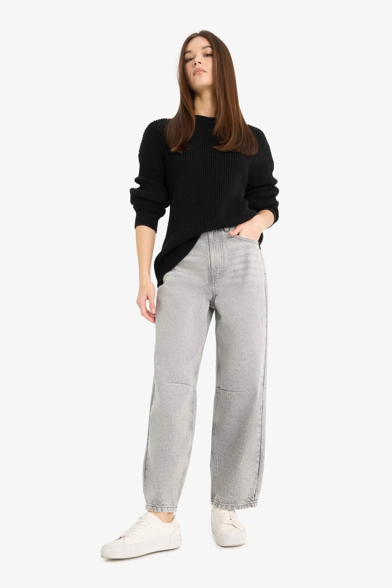 DeFacto Regular Fit Crew Neck Basic Knit Pullover - Image 2