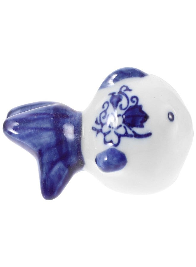 HOMSFOU Ceramic Fish Figurine Floating Ball Fish Tank Float Blue and White Goldfish Statue Porcelain Balls Centerpiece Miniature Underwater Aquatic Animal Figures for Zen Garden Tea Pet - Image 1