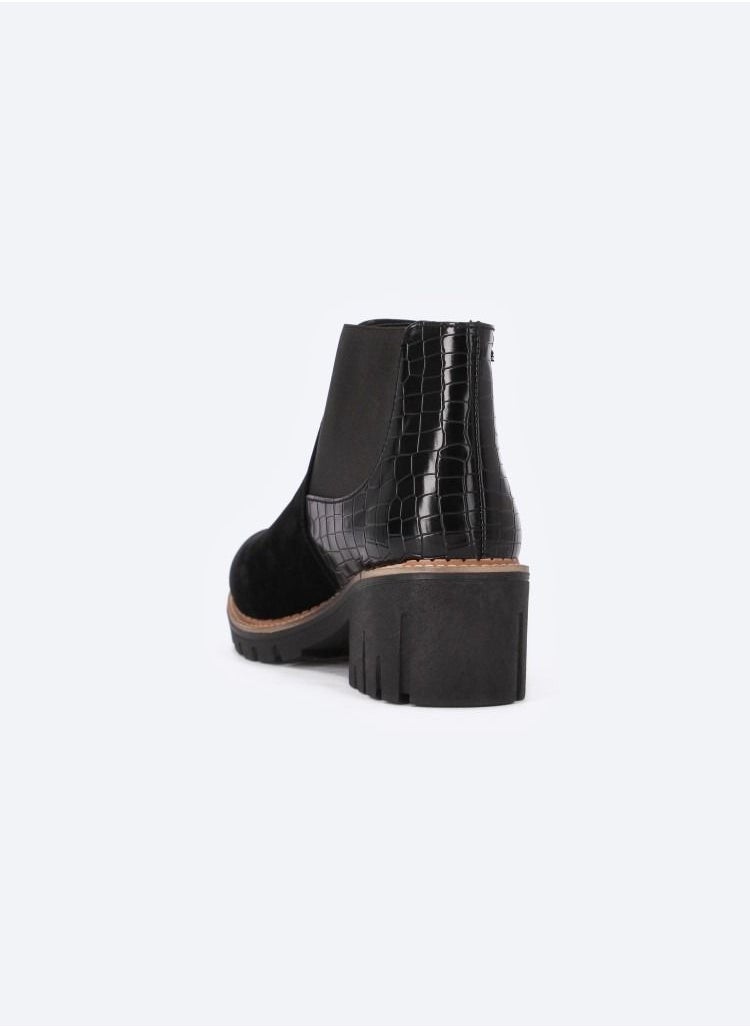 Zahwa - Ankle Boots Made Of  Double-stitched Leather Featuring A Crocodile Design And A 3cm Heel - Image 1