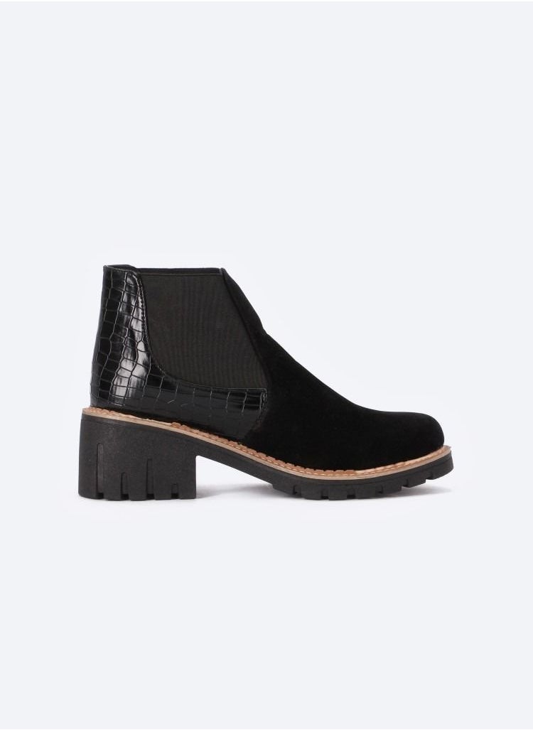 Zahwa - Ankle Boots Made Of  Double-stitched Leather Featuring A Crocodile Design And A 3cm Heel - Image 1