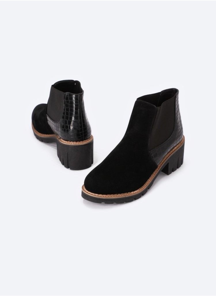 Zahwa - Ankle Boots Made Of  Double-stitched Leather Featuring A Crocodile Design And A 3cm Heel - Image 1