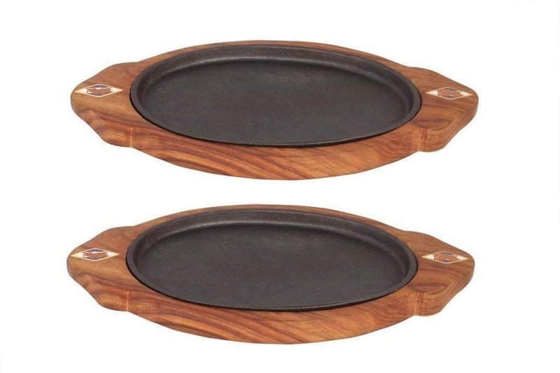 RAINCART Sizzler Plate with Wooden Base Oval 13inch Brown 2 Piece