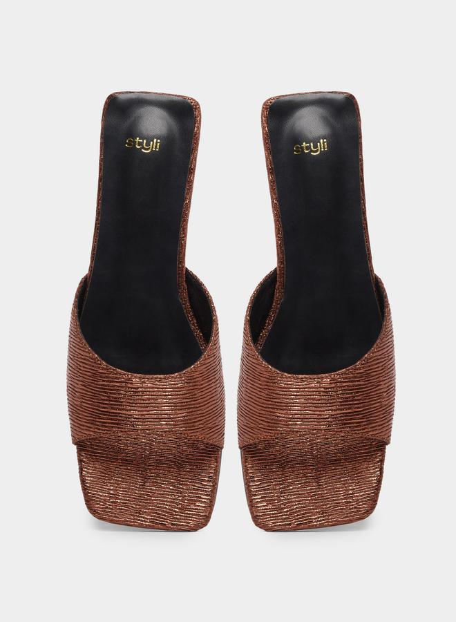 Styli Textured Slip-On Flat Sandals - Image 5