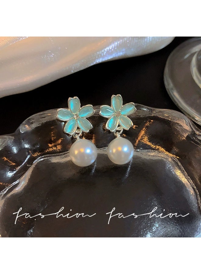 Goolsky Women's S925 Silver Needle Flower Pearl Stud Earrings - Niche Unique Design Mint Green Temperament Earrings - Image 3