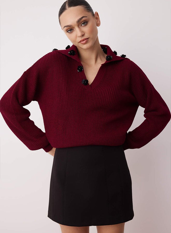 trendyol Burgundy Turn-Down Collar Rose Accessory Detailed Knitwear Sweater - Image 1