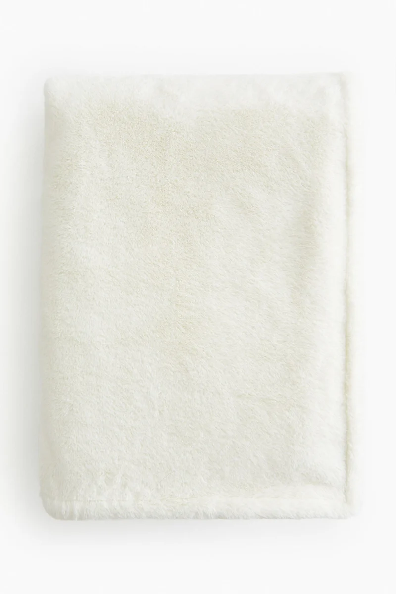 H&M Fluffy bedspread